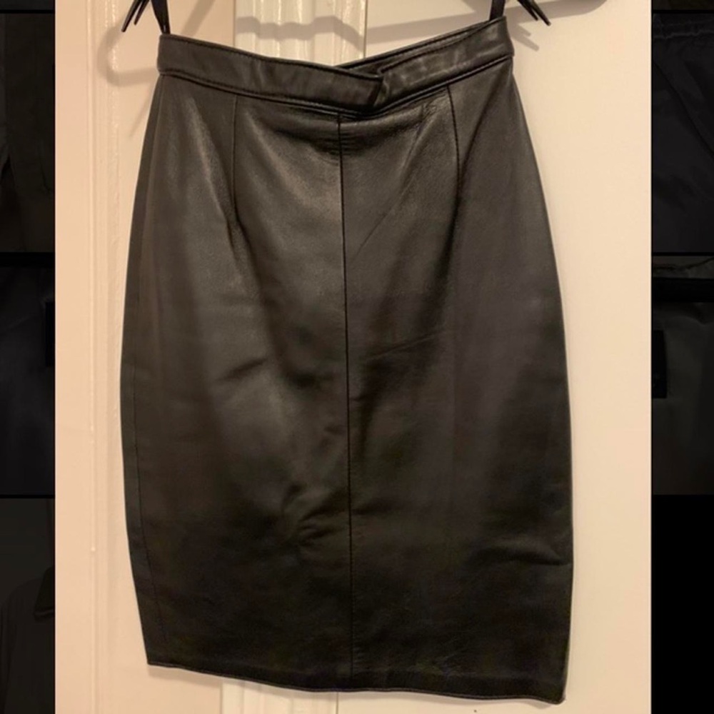Vintage 1980s leather pencil skirt